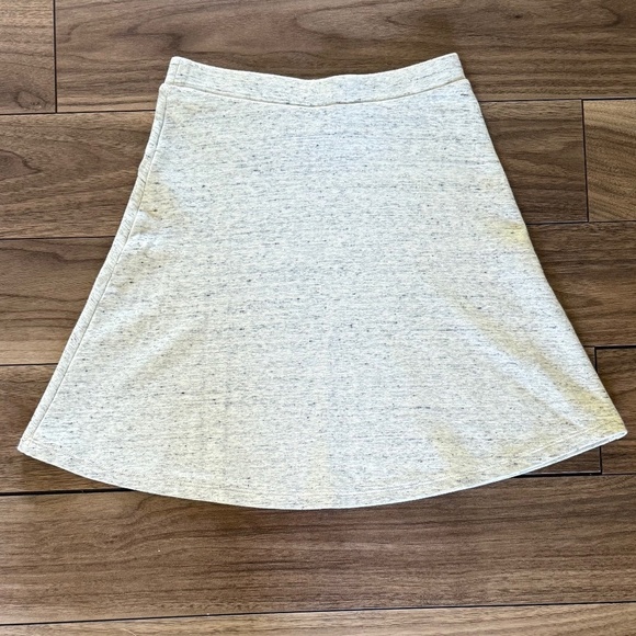 American Apparel | Size XS | Speckled Grey Skater Skirt - Picture 3 of 7